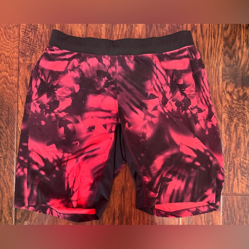 Lululemon Assert Shorts Men's 11" Unlined Tie Dye Rose Pink Crimson Drawstring - Picture 1 of 3
